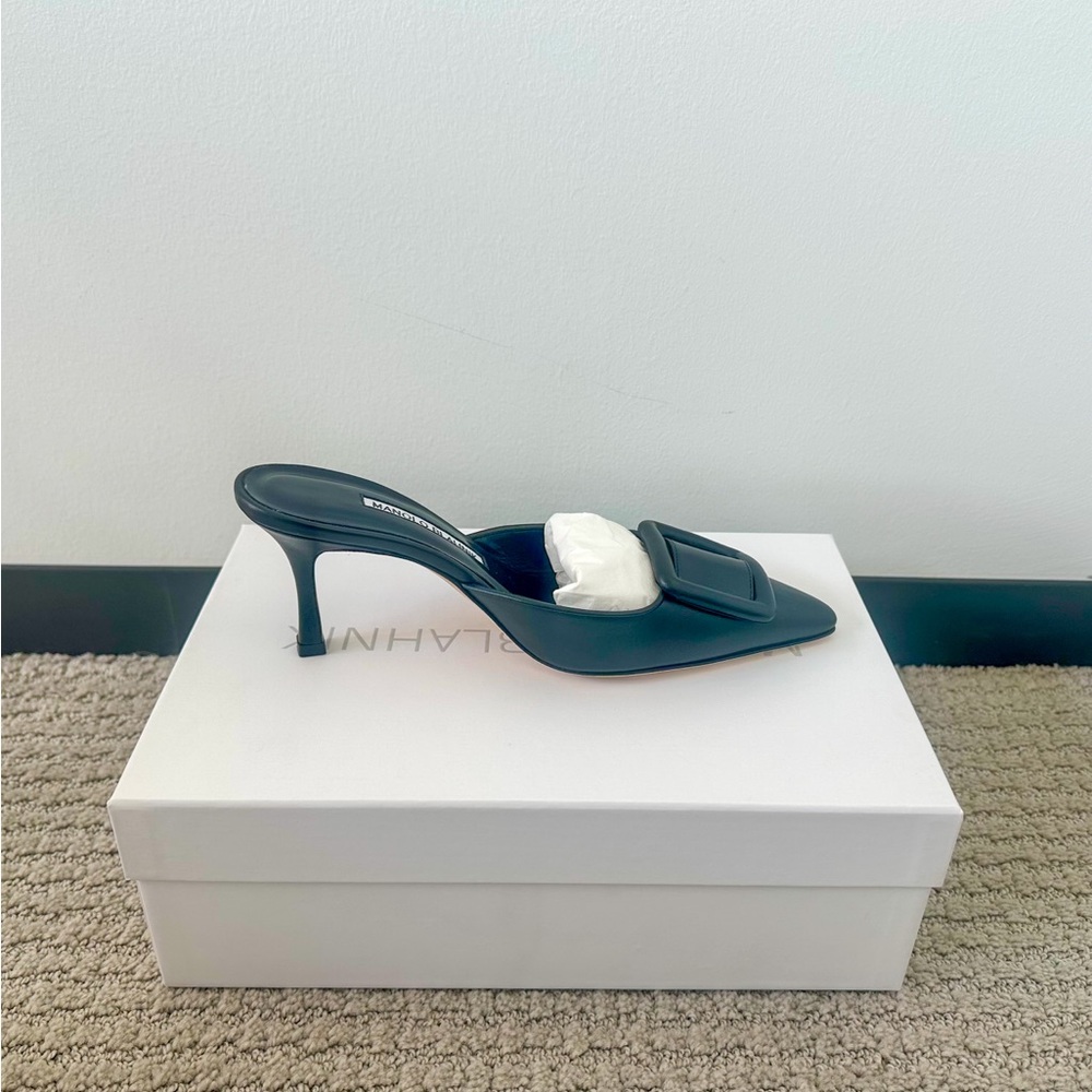Manolo Blahnik Maysale 70mm Pointed Toe Mules – Black Leather – 36.5